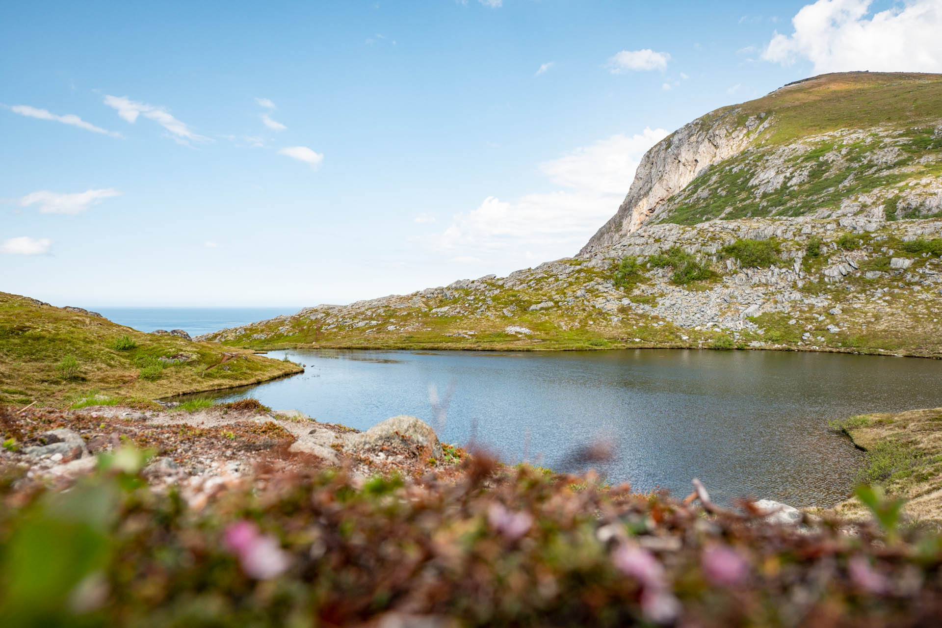 Wanderung auf den Offersøykammen auf den Lofoten in Norwegen