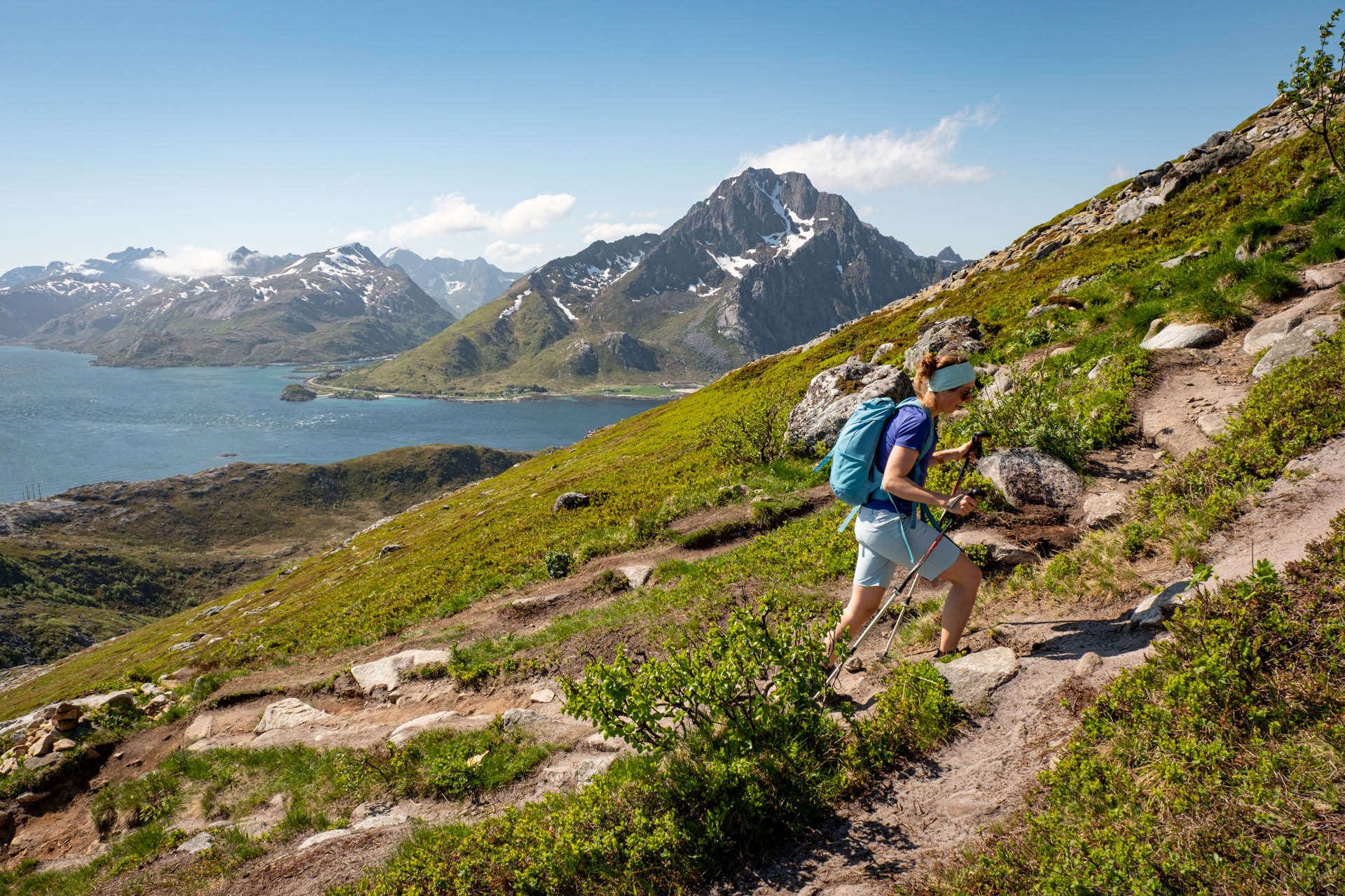 Wanderung auf den Offersøykammen auf den Lofoten in Norwegen