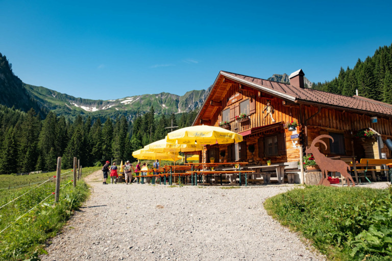 Wanderung von Baad im Kleinwalsertal auf die Bärgunthütte