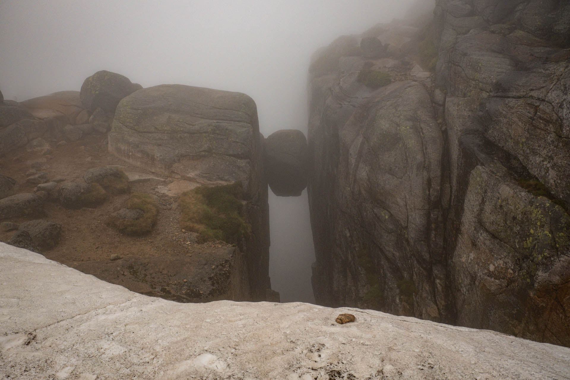 Wanderung zum Kjeragbolten am Lysefjord