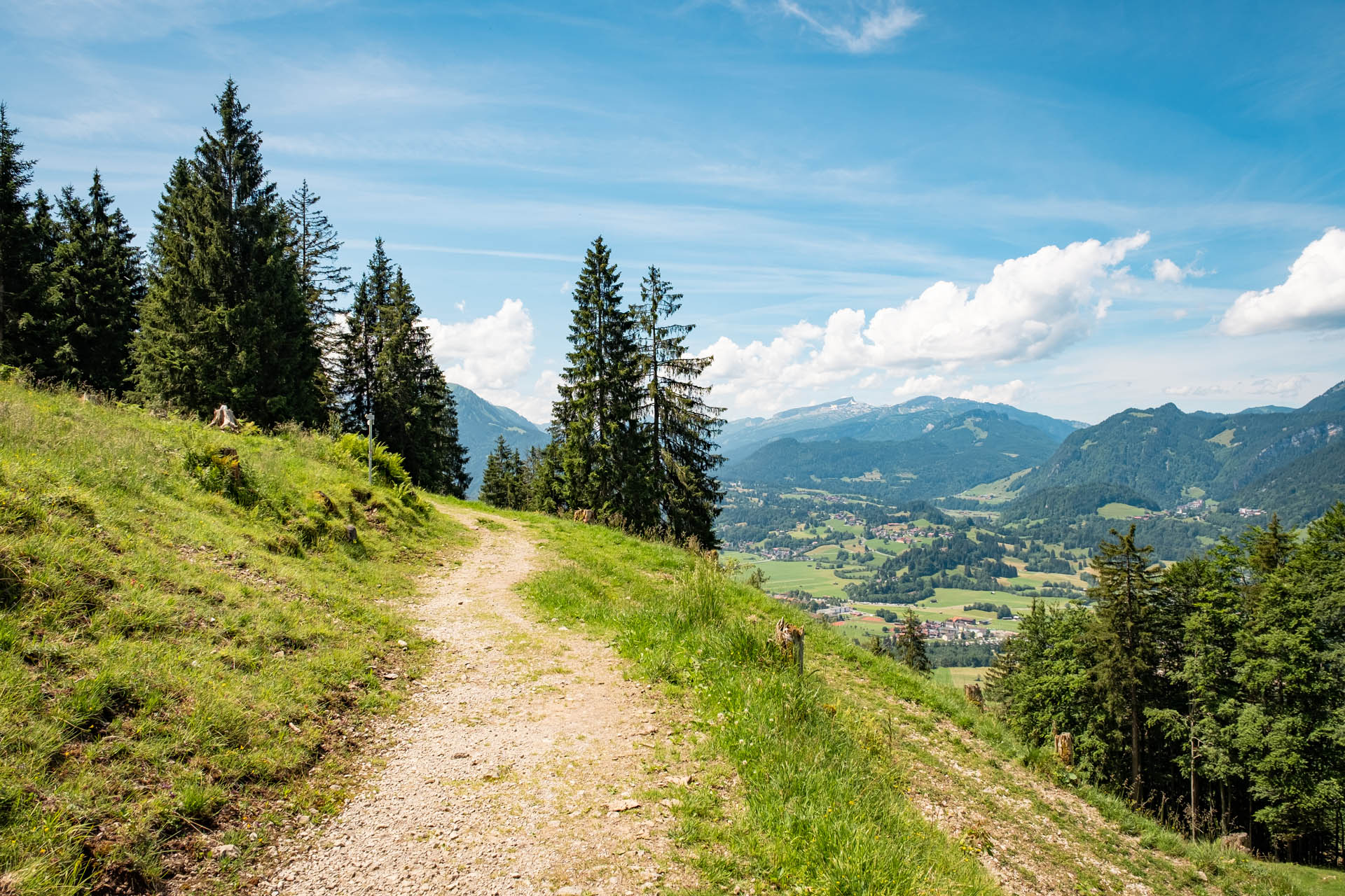 Wandern auf dem Wallrafweg von Reichenbach nach Oberstdorf im Allgäu