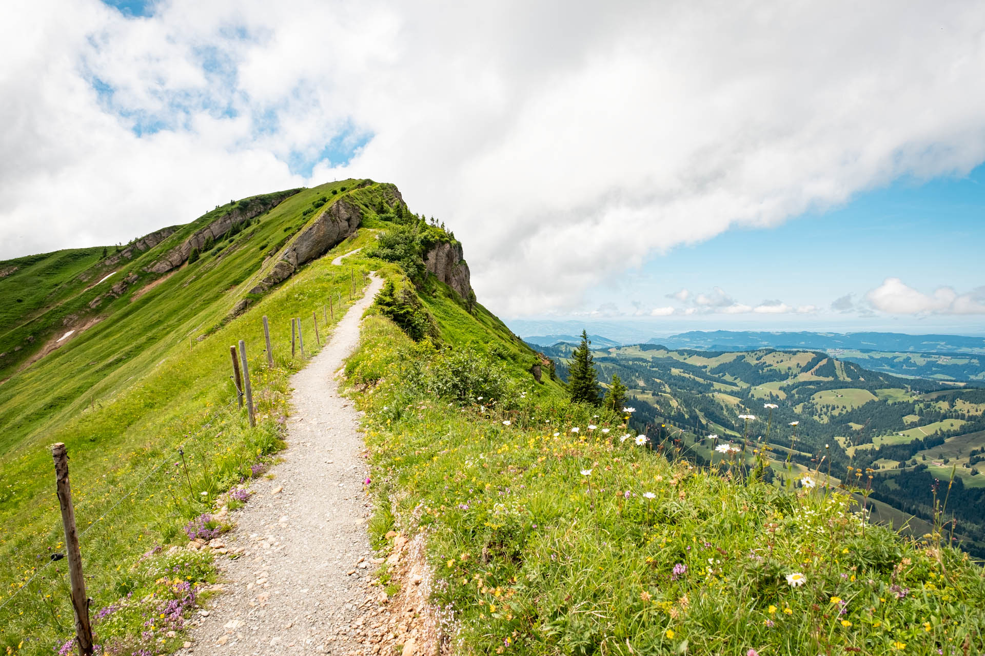 Wanderung auf den Hochgrat bei Oberstaufen als Rundtour über die Brunnenauscharte