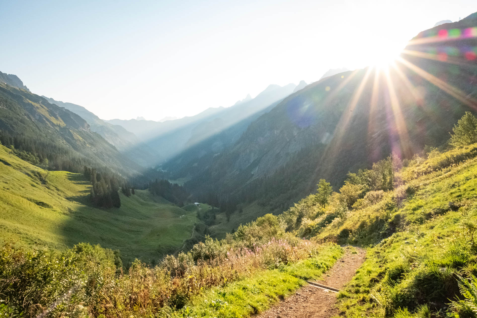 Wanderung aufs Walser Geißhorn über die Mindelheimer Hütte als Rundtour