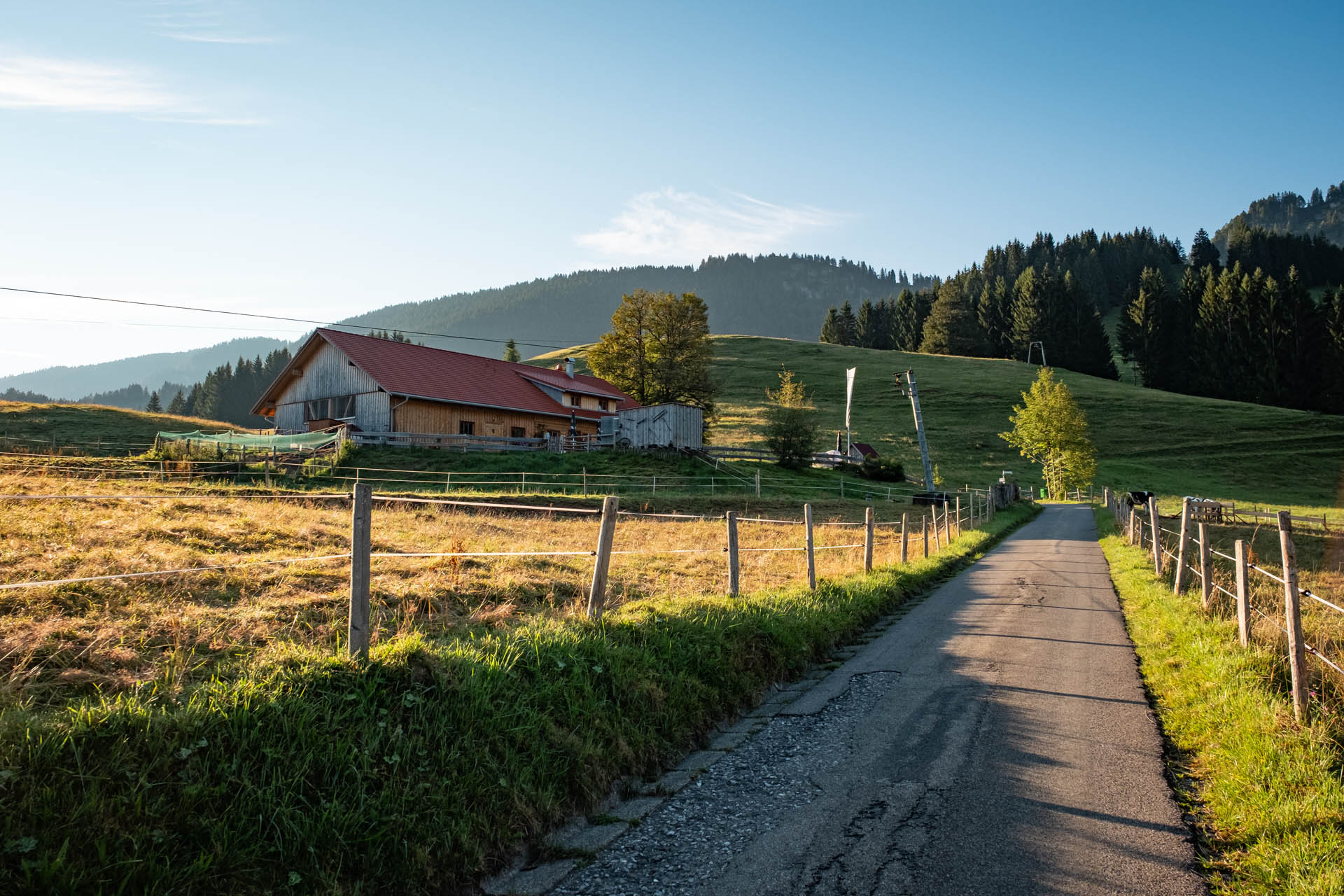 Wanderung von Thalkirchdorf auf Denneberg und Klammen auf Rundwanderung im Allgäu - Leichte Höhenwanderung im Allgäu