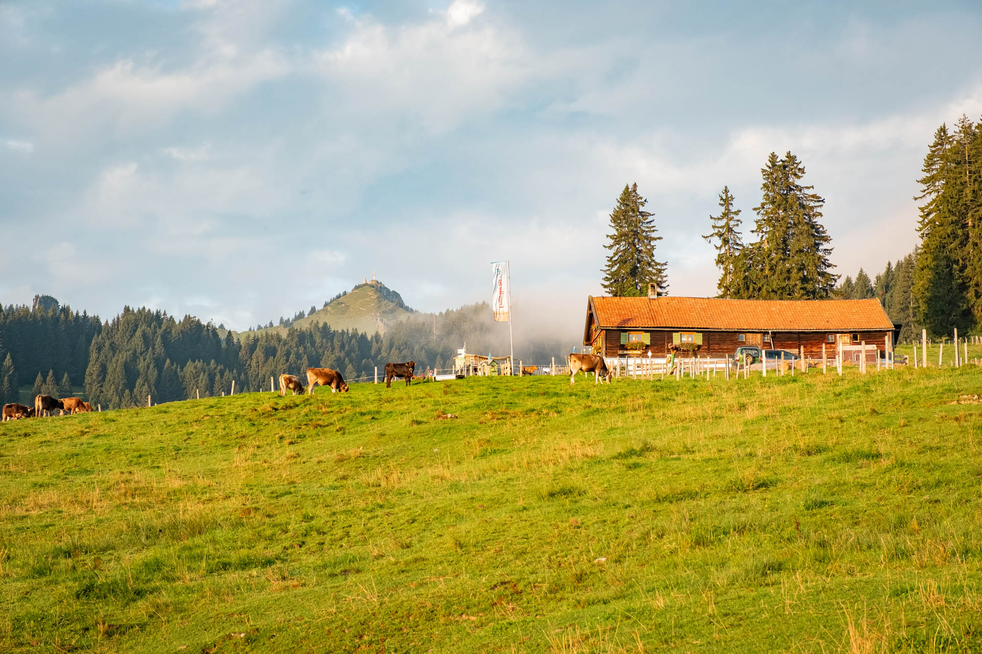 Wanderung vom Parkplatz Großer Wald auf den Grünten im Allgäu