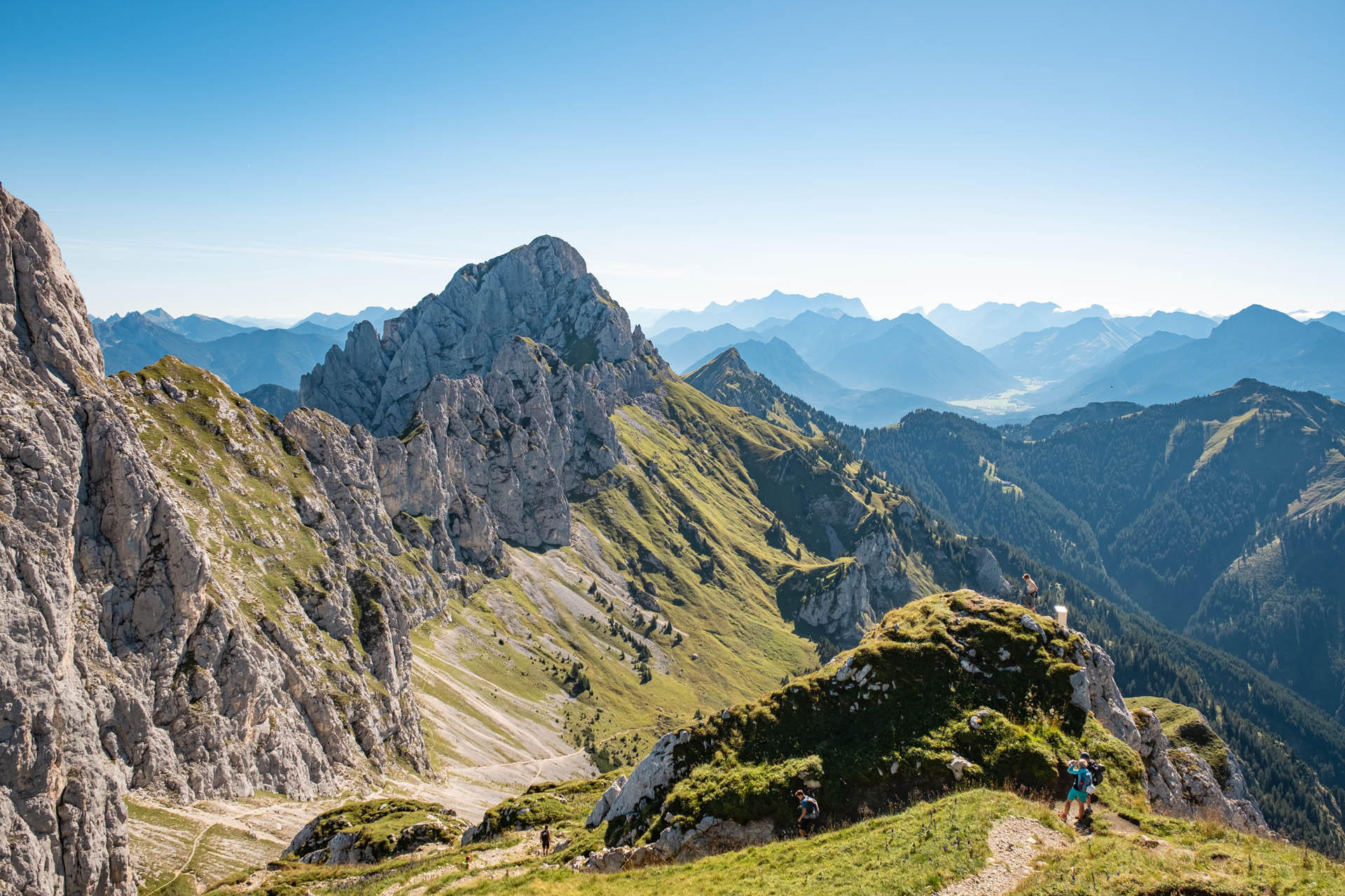 Wanderung von Nesselwängle auf die Rote Flüh im Tannheimer Tal - Wandern in Tirol