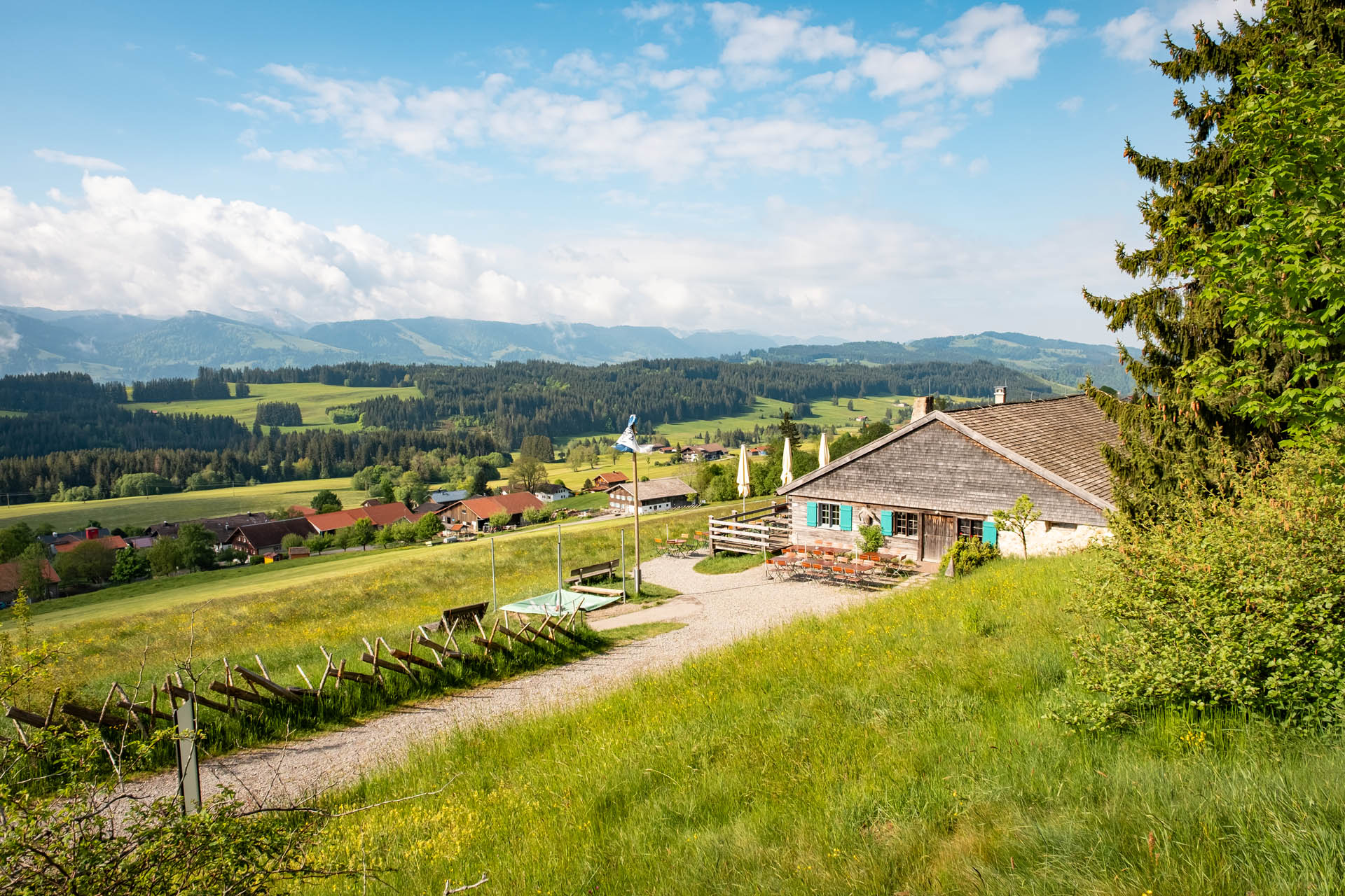 Wanderung von Diepolz auf den Hauchenberg und zur Kling's Hütte - Familienwanderung im Allgäu