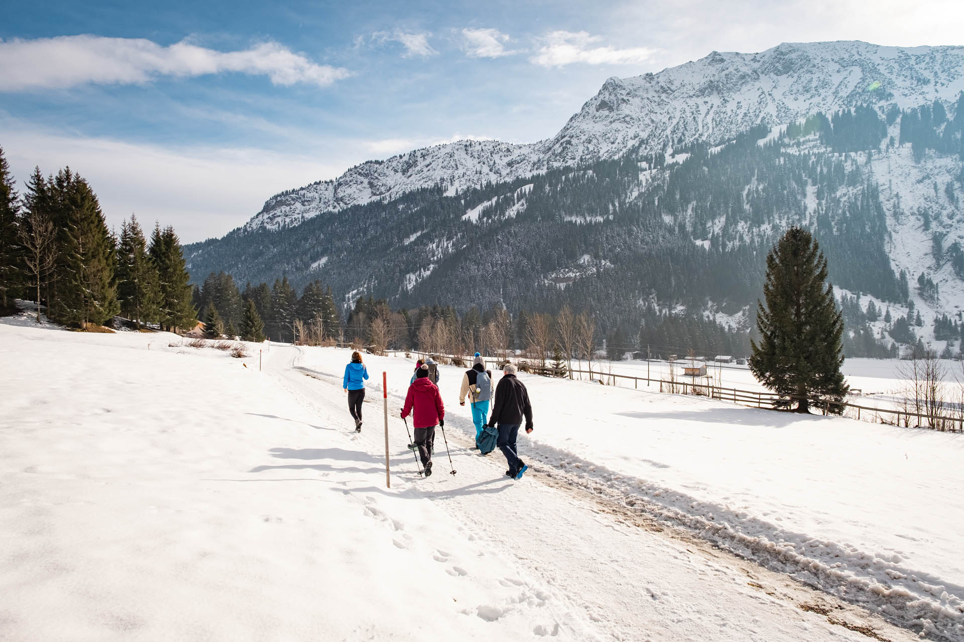 Berghütte Adlerhorst - Winter-Rundwanderung über den Haldensee im Tannheimer Tal