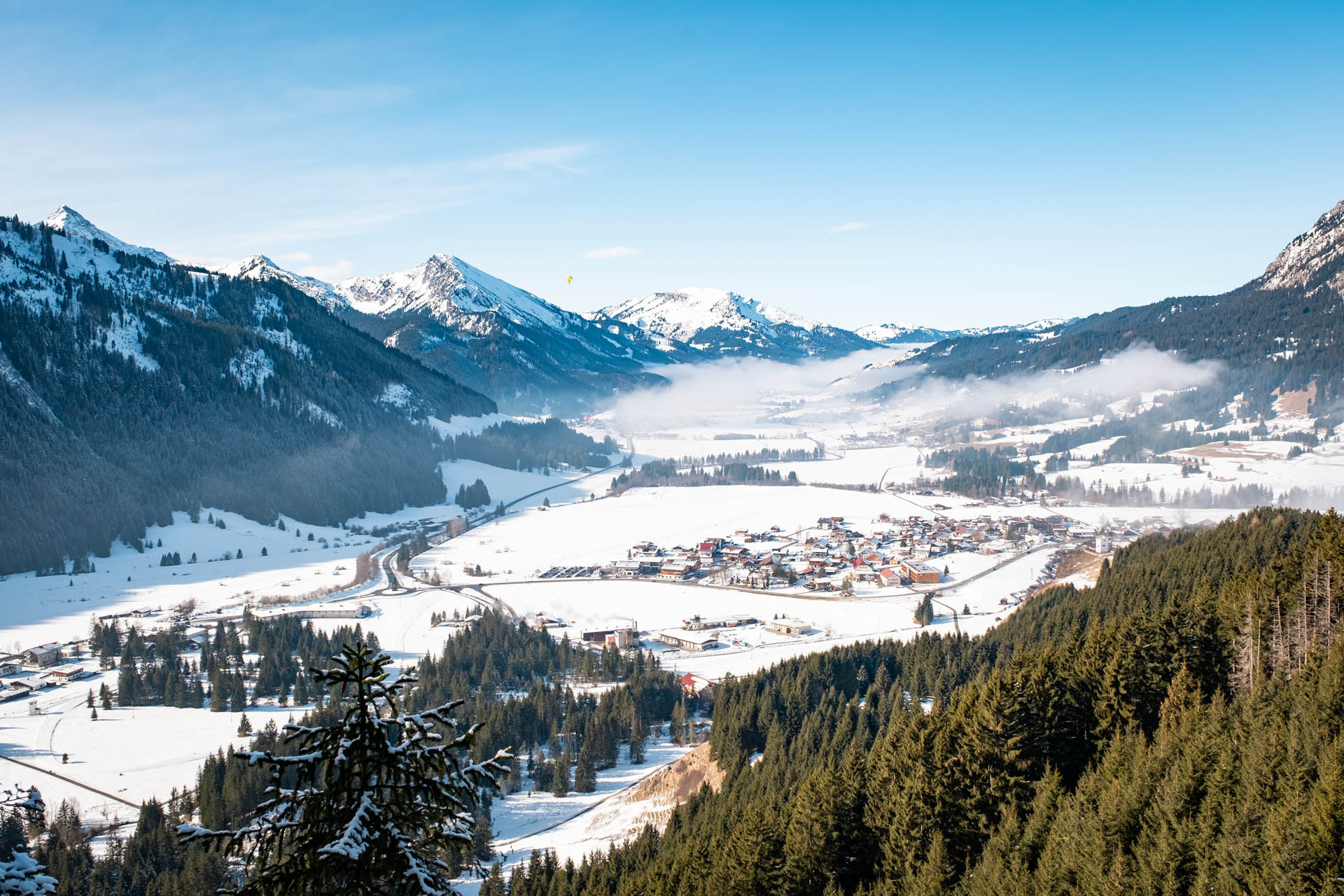 Berghütte Adlerhorst - Winter-Rundwanderung über den Haldensee im Tannheimer Tal