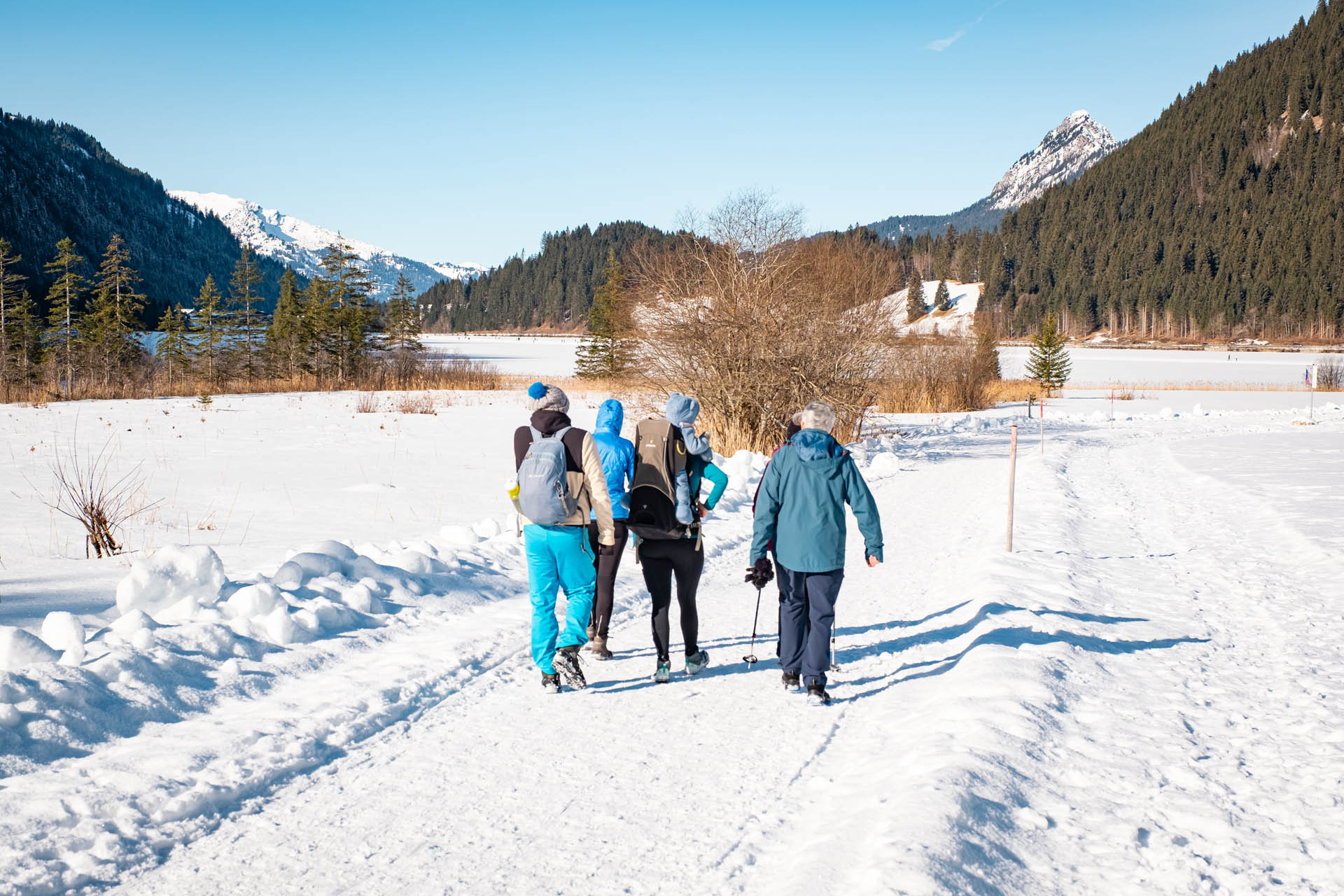 Berghütte Adlerhorst - Winter-Rundwanderung über den Haldensee im Tannheimer Tal