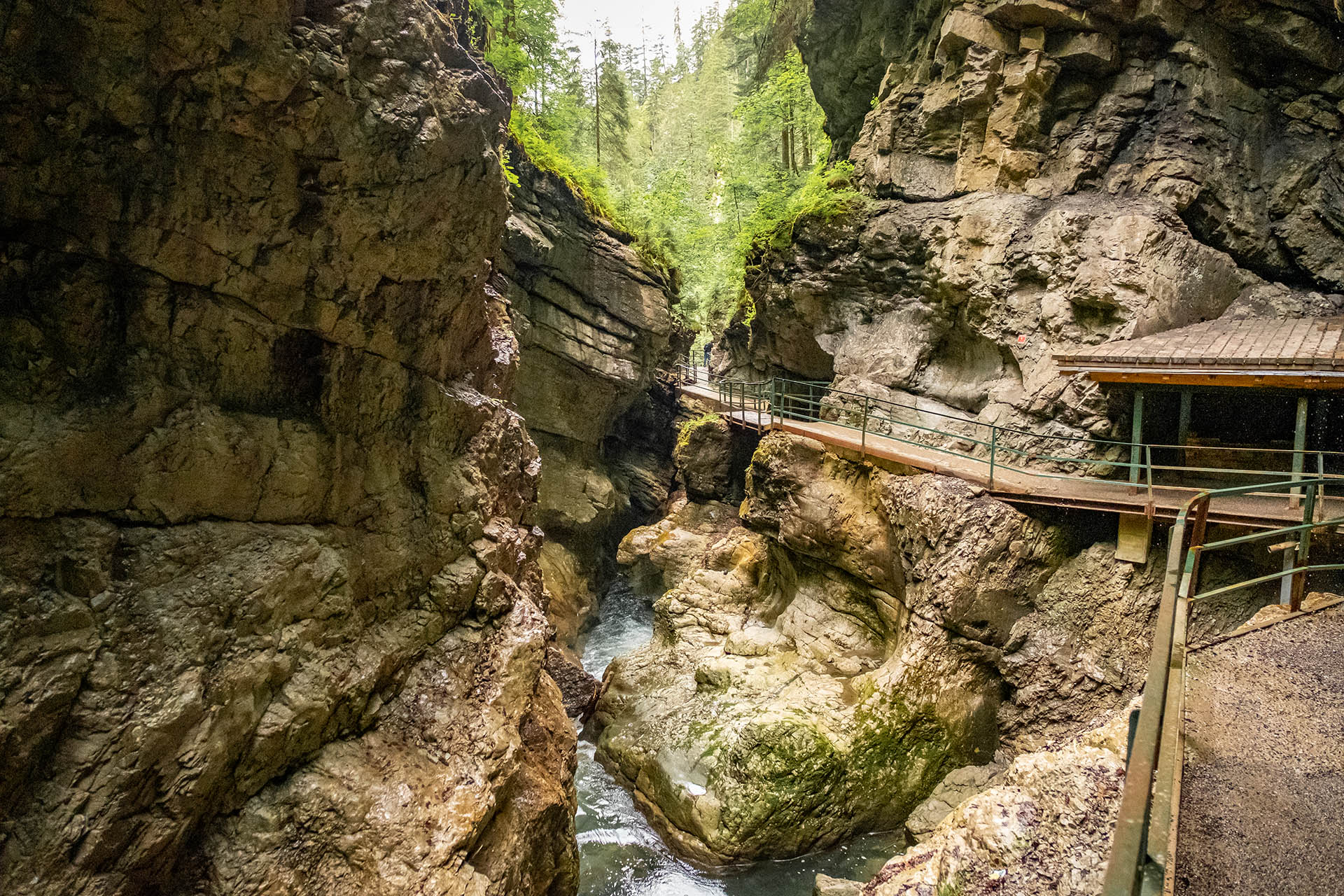 Breitachklamm - Beeindruckende Wanderung durch die tiefste Felsenschlucht Europas bei Oberstdorf im Allgäu