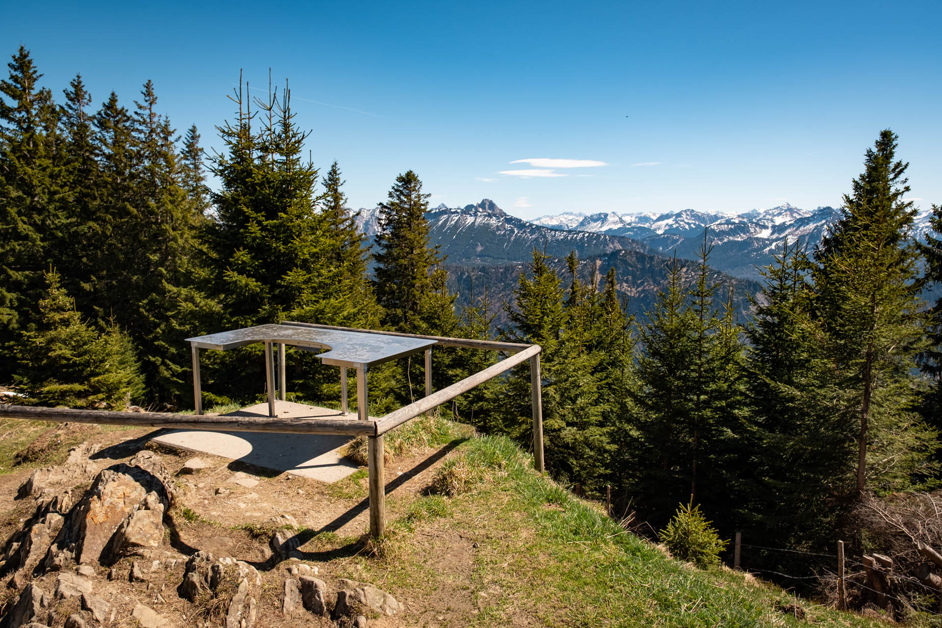 Blick vom Edelsberg auf die Allgäuer Berge