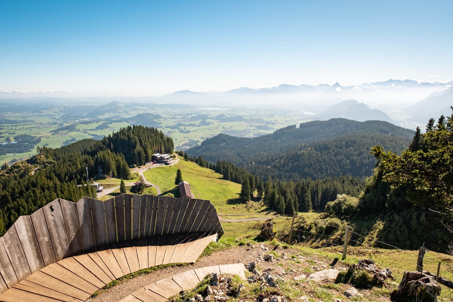 Aussichtsbänke an der Alpspitz