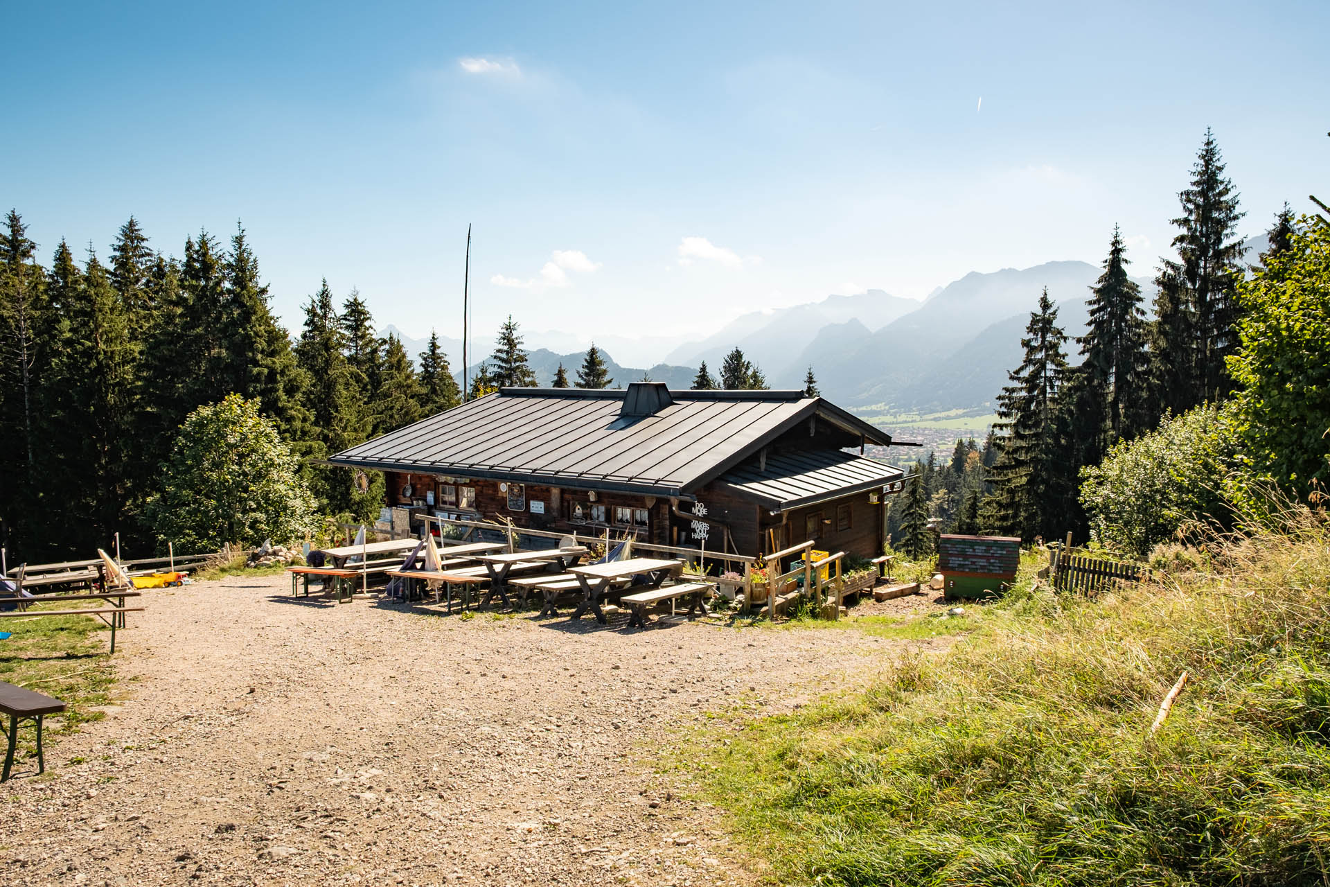 Die Hündeleskopfhütte