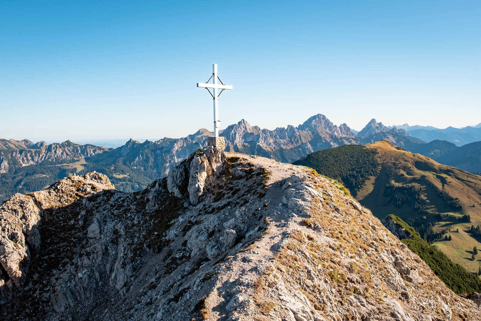 Litnisschrofen und Krinnenspitze - Aussichtsreiche Rundwanderung im Tannheimer Tal
