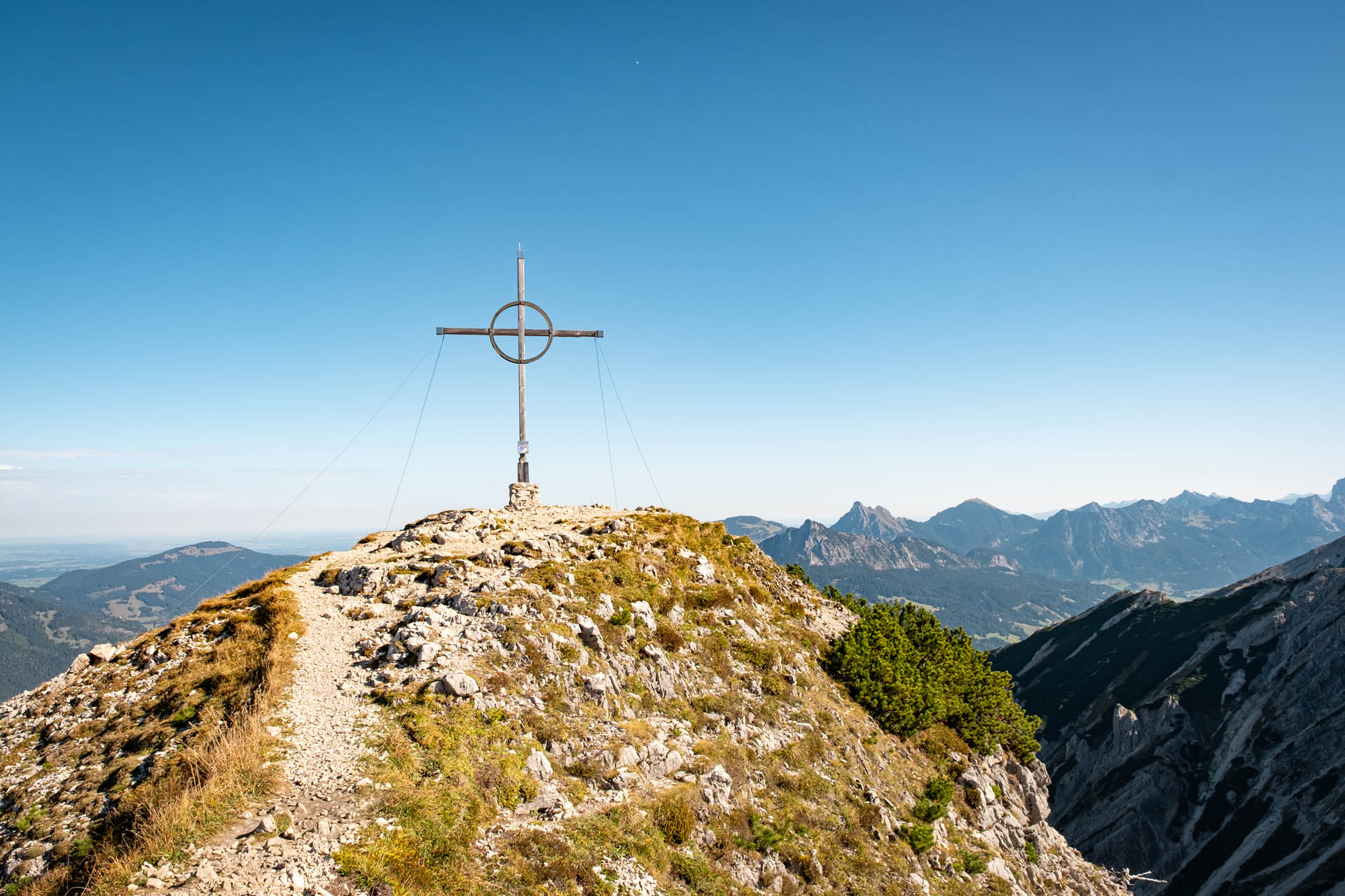 Gipfelkreuz am Bschießer / Bscheisser